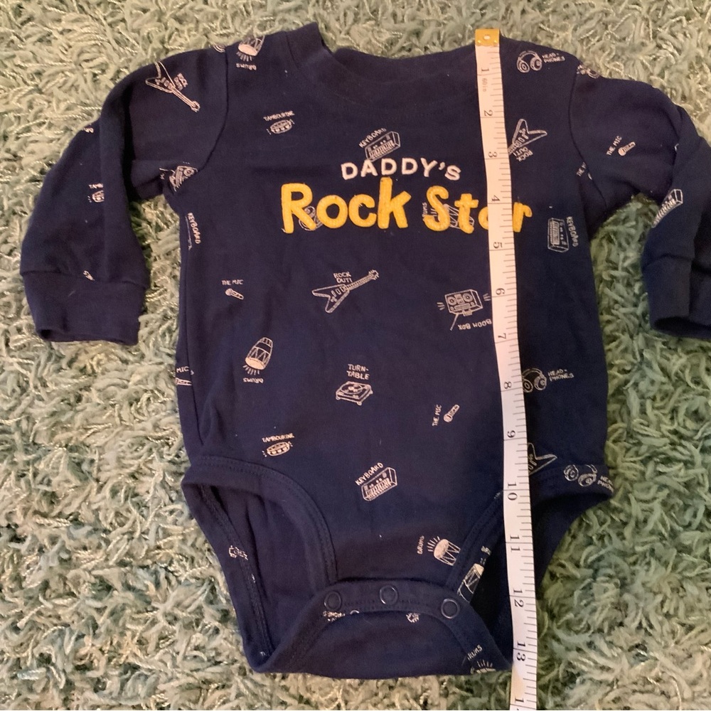 ⭐️ 5 for $15 Rockstar Long Sleeve Onesie - Picture 3 of 5